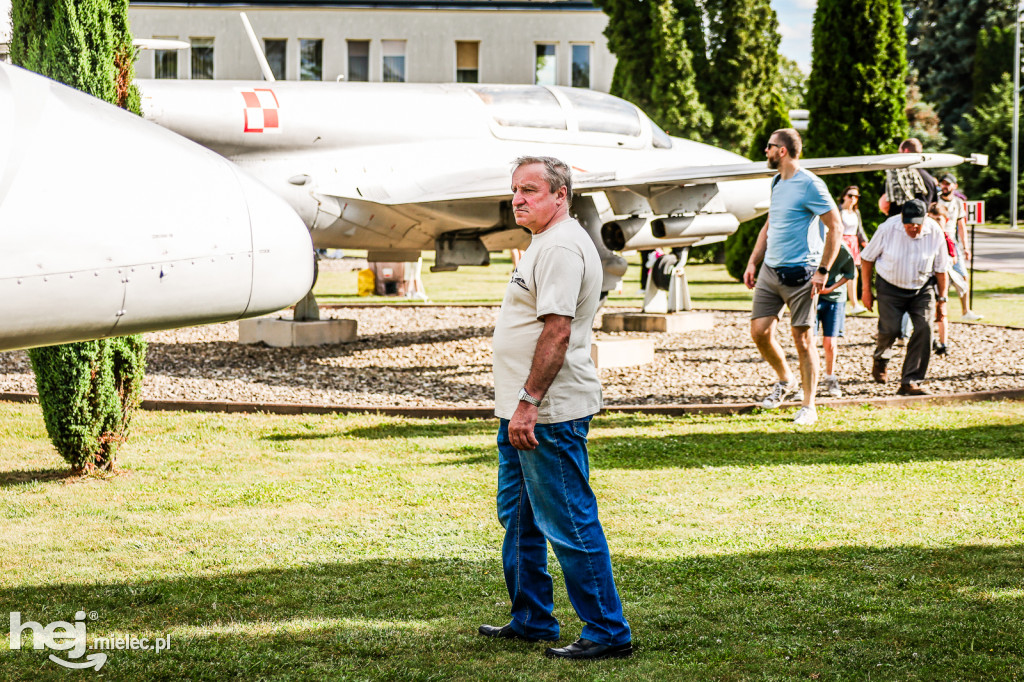 Spacer przez PZL Mielec