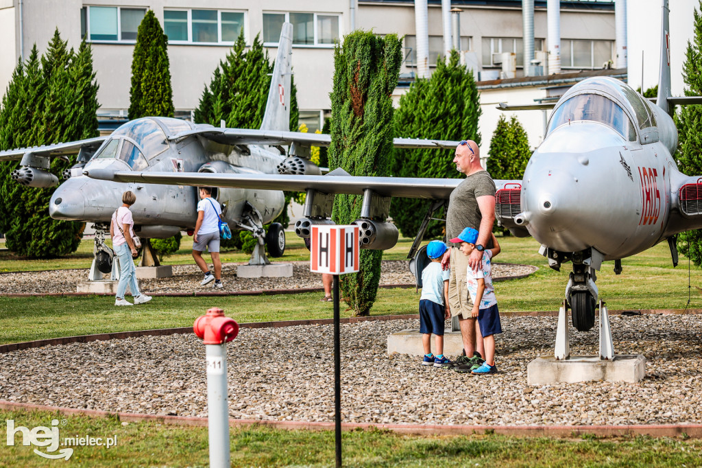 Spacer przez PZL Mielec