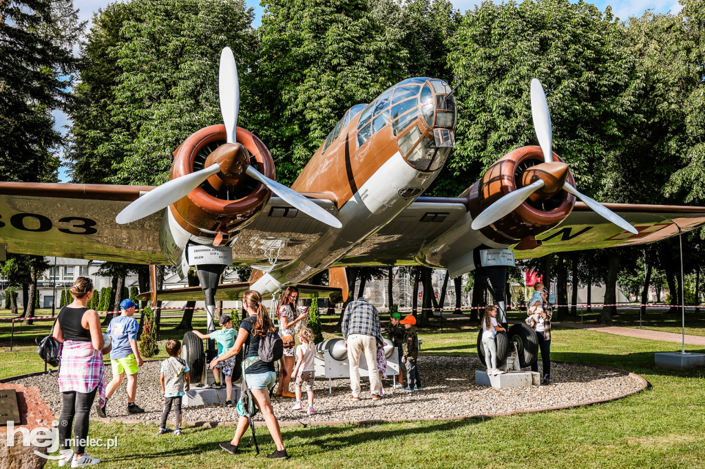 Spacer przez PZL Mielec