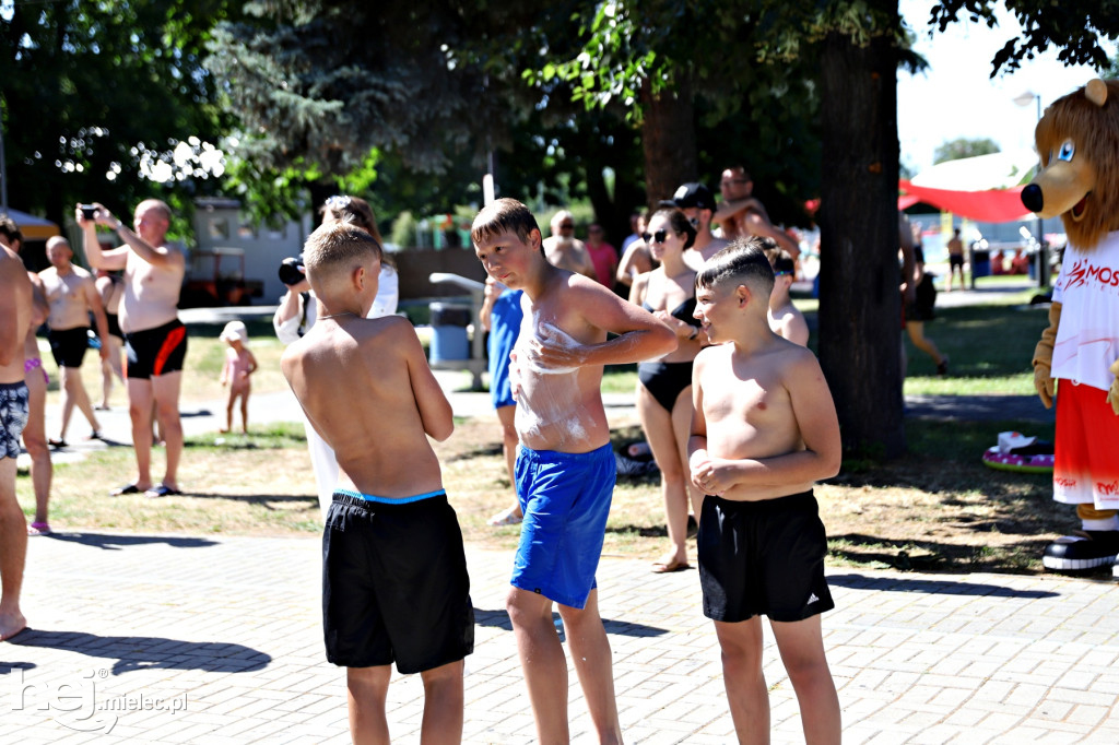 Powitanie Lata na Odkrytych Basenach