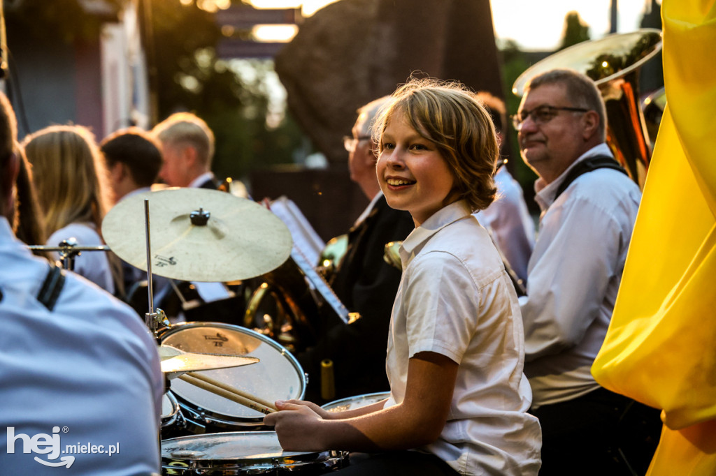 Miesiąc Kultury Borowskiej - muzyczna biesiada