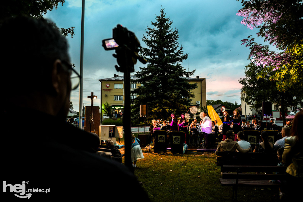 Miesiąc Kultury Borowskiej - muzyczna biesiada