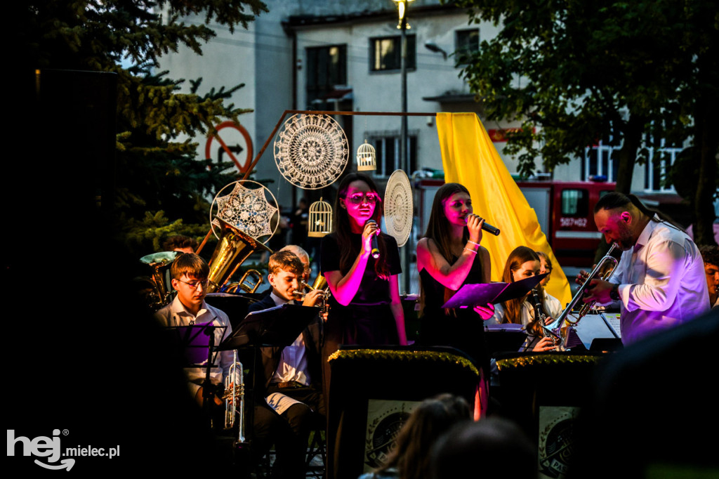 Miesiąc Kultury Borowskiej - muzyczna biesiada