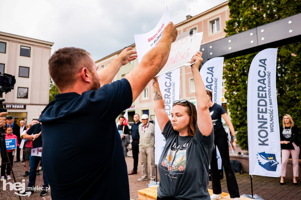 PROTEST STOP IMIGRACJI W CENTRUM MIELCA