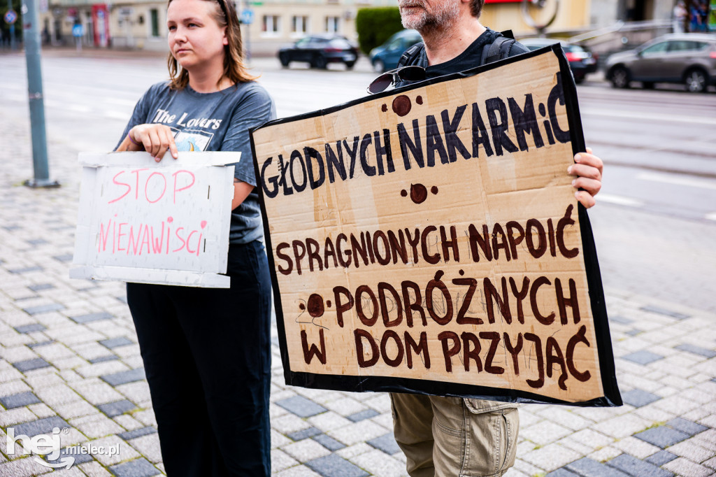 PROTEST STOP IMIGRACJI W CENTRUM MIELCA