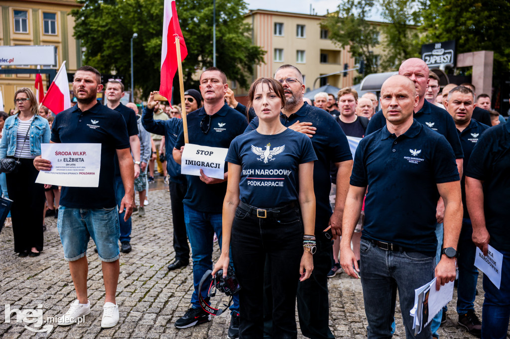PROTEST STOP IMIGRACJI W CENTRUM MIELCA