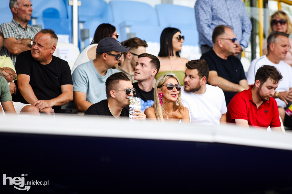 FKS Stal Mielec - Wisła Kraków [KIBICE]