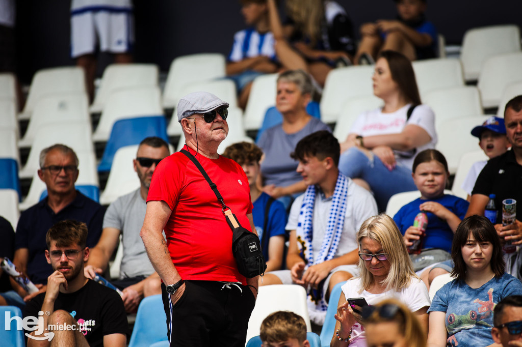FKS Stal Mielec - Wisła Kraków [KIBICE]