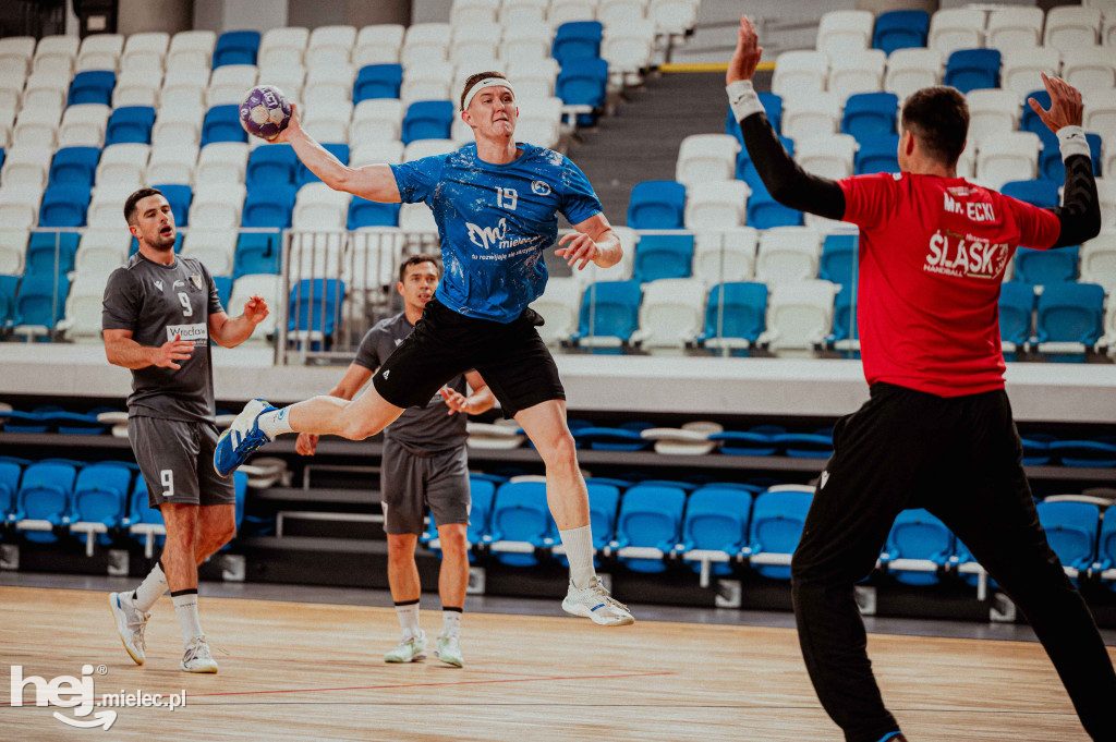Handball Stal Mielec wygrywa sparing ze Śląskiem Wrocław
