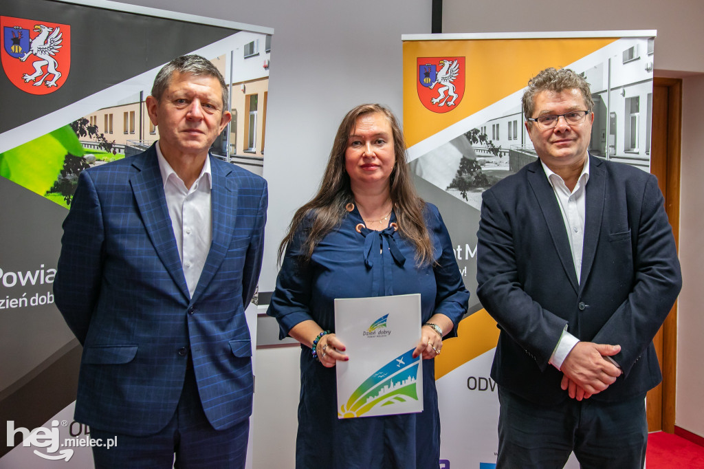 Awanse nauczycieli. Akty nadania stopnia wręczone