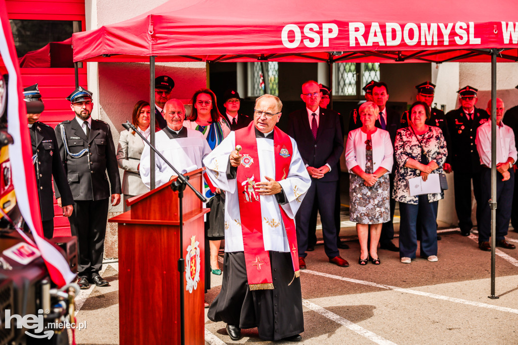Nowy wóz OSP Radomyśl Wielki