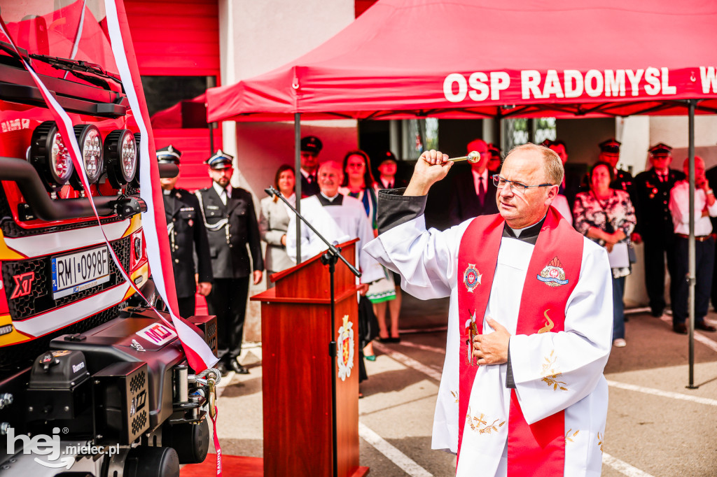 Nowy wóz OSP Radomyśl Wielki