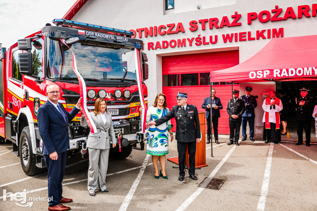 Nowy wóz OSP Radomyśl Wielki