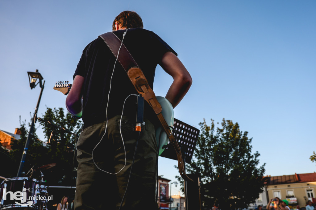 SztukaRYNKI i koncert Outsidder