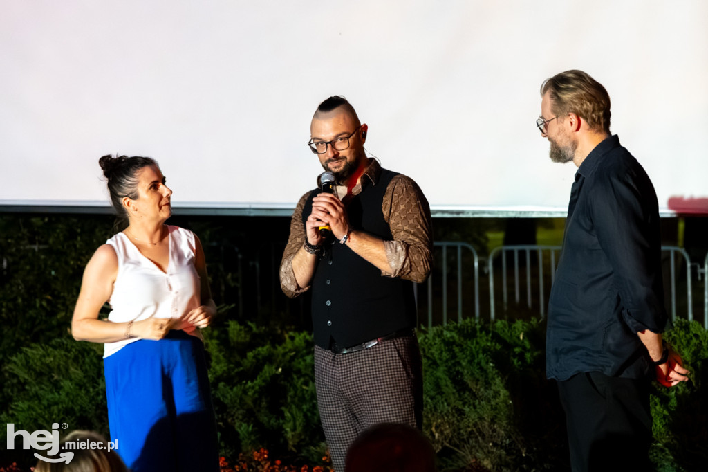Plenerowe kino nieme z muzyką na żywo