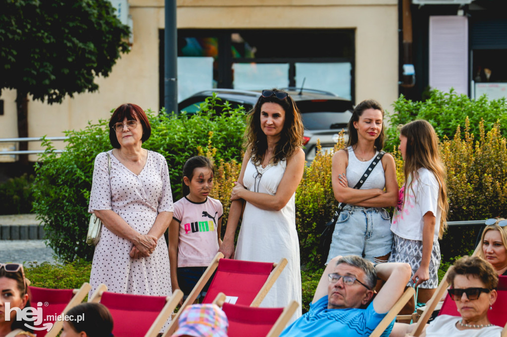 Bajkowy piknik na Rynku