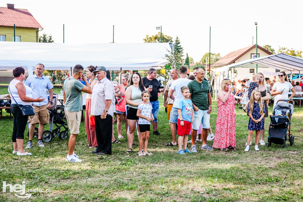 Dożynki sołeckie w Brniu Osuchowskim