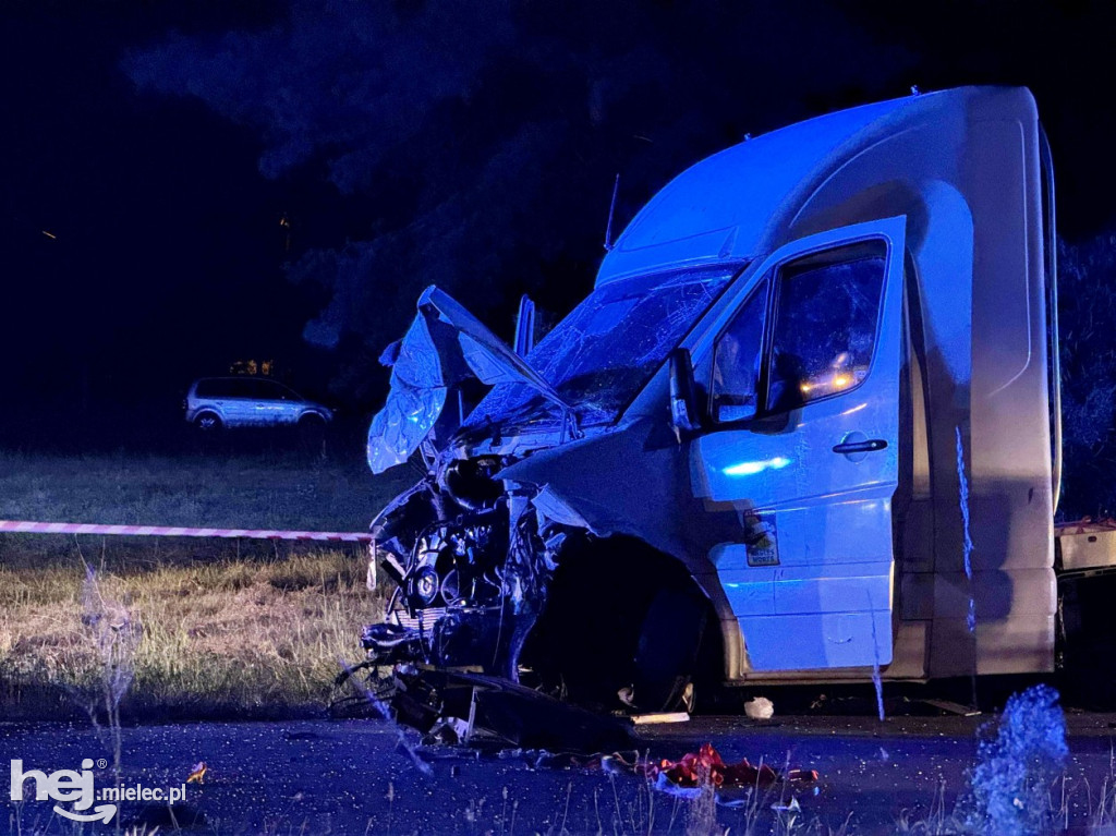 Pościg zakończony tragicznym wypadkiem! Zginęły trzy osoby!