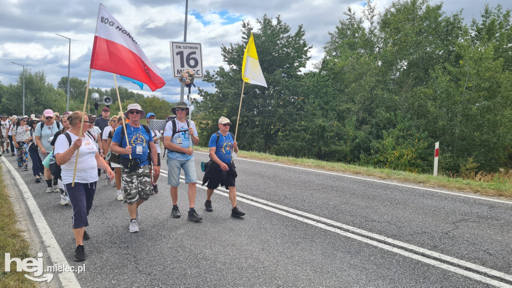 Pielgrzymka ma jasny cel – ma Jasną Górę