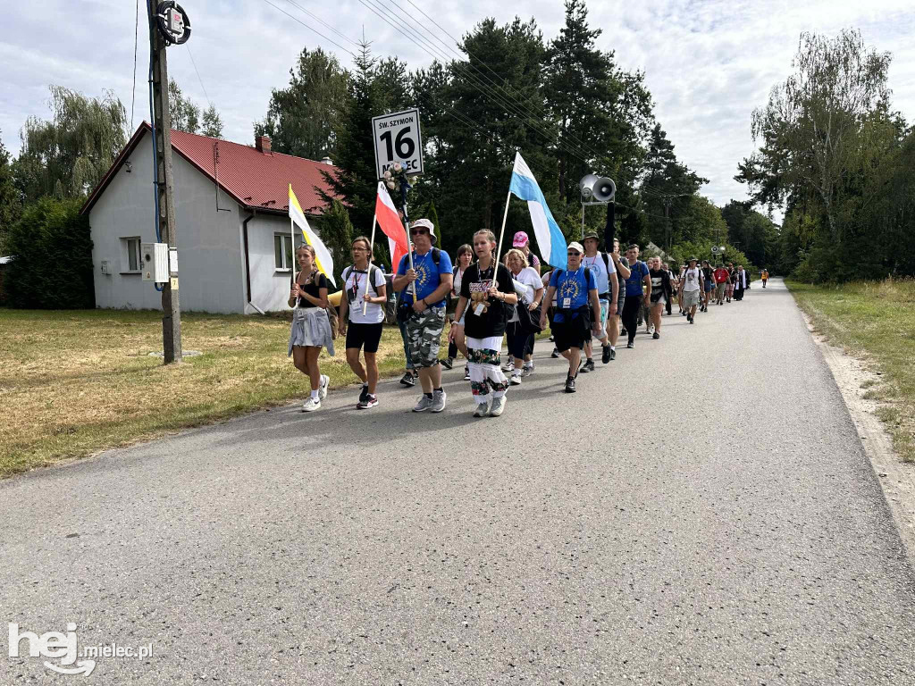 Pielgrzymka ma jasny cel – ma Jasną Górę