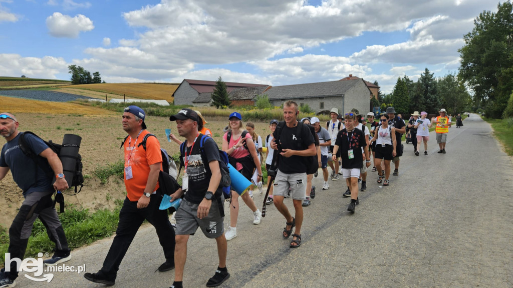Pielgrzymka ma jasny cel – ma Jasną Górę