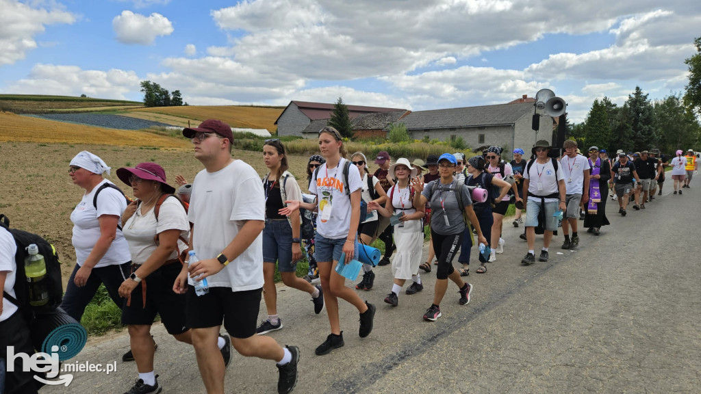Pielgrzymka ma jasny cel – ma Jasną Górę