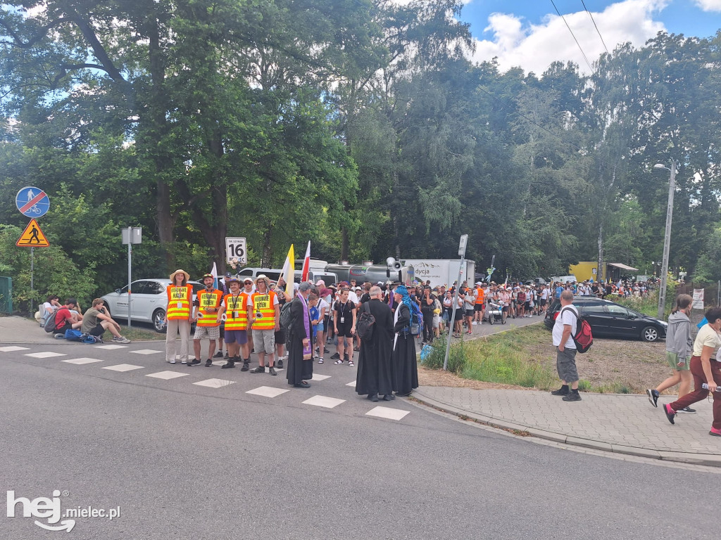 Pielgrzymka ma jasny cel – ma Jasną Górę