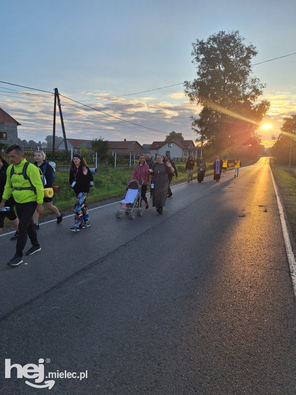 Pielgrzymka ma jasny cel – ma Jasną Górę