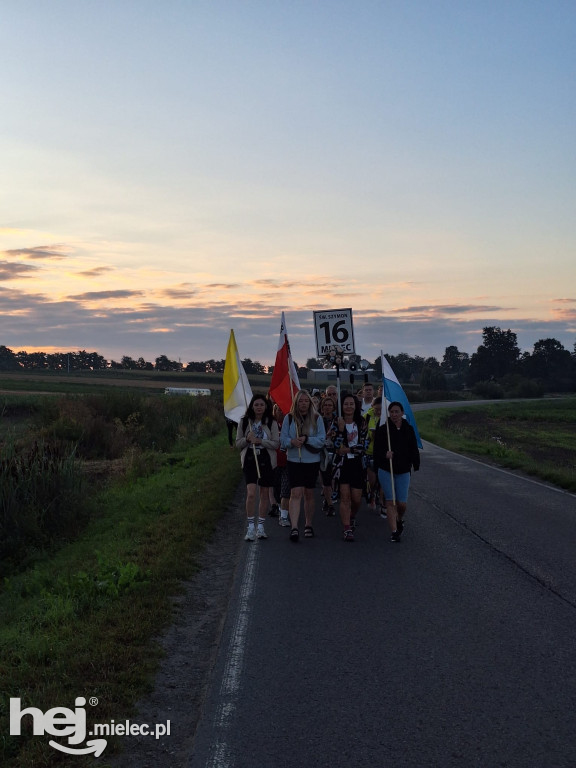 Pielgrzymka ma jasny cel – ma Jasną Górę