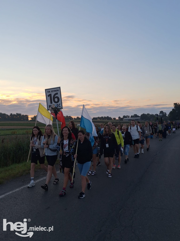 Pielgrzymka ma jasny cel – ma Jasną Górę