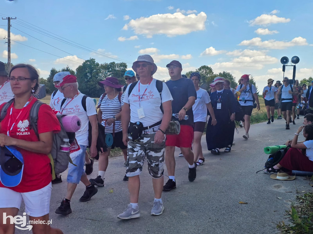 Pielgrzymka ma jasny cel – ma Jasną Górę