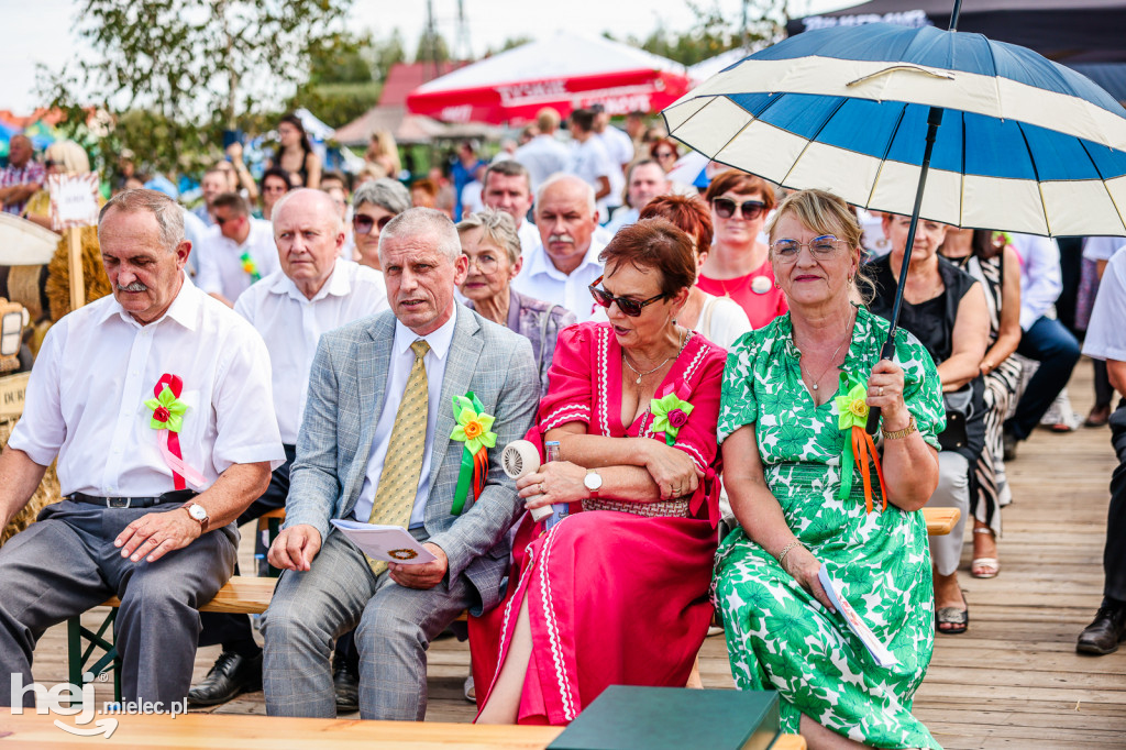 Dożynki gminy baranów Sandomierski w Dymitrowie Małym