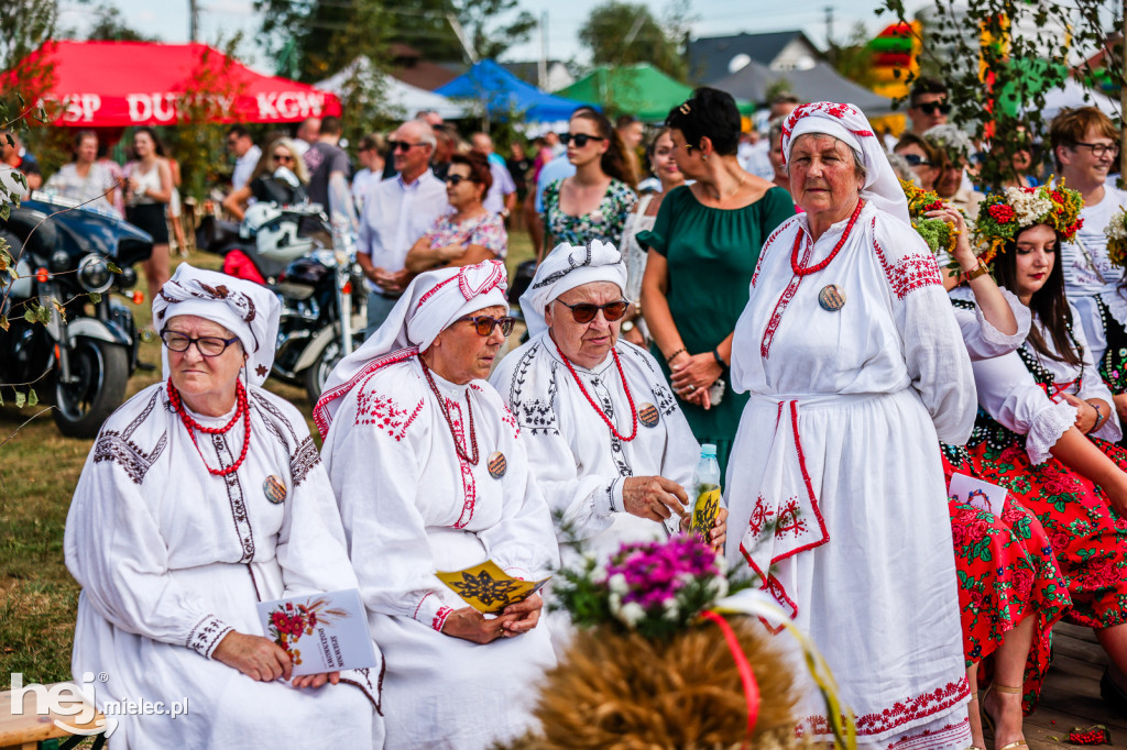 Dożynki gminy baranów Sandomierski w Dymitrowie Małym