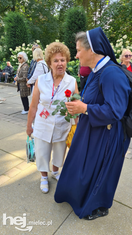 Pielgrzymi z Mielca już u stóp Jasnej Góry!