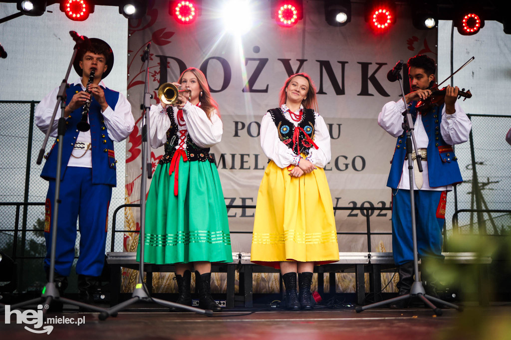Dożynki Powiatu Mieleckiego