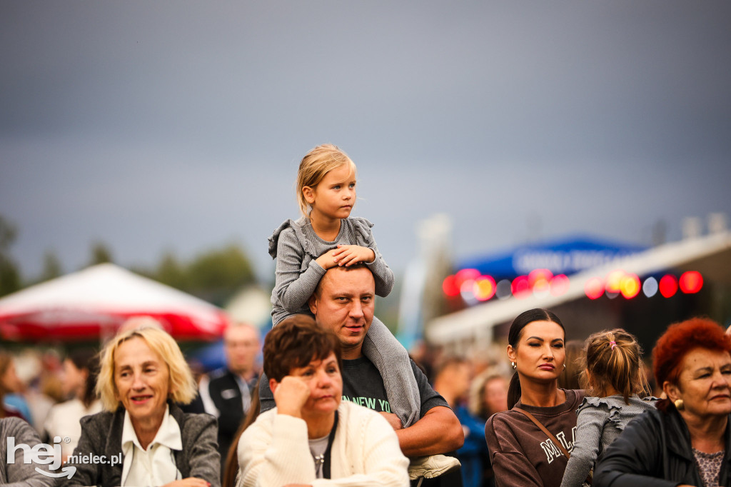 Dożynki Powiatu Mieleckiego