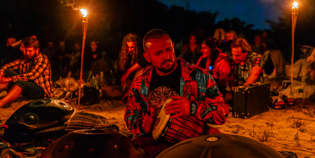 Handpanowa Pełnia nad Stawami Cyranowskimi