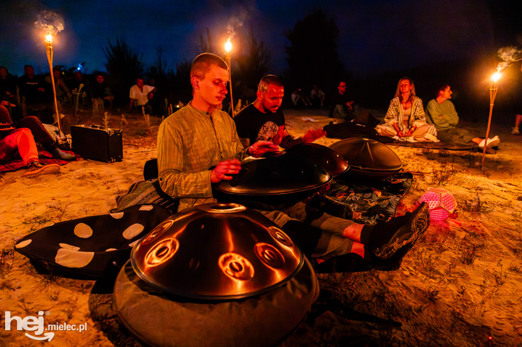 Handpanowa Pełnia nad Stawami Cyranowskimi