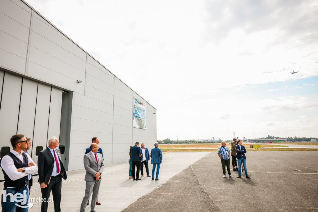 Nowy hangar na Lotnisku Mielec