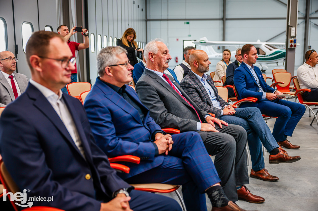Nowy hangar na Lotnisku Mielec