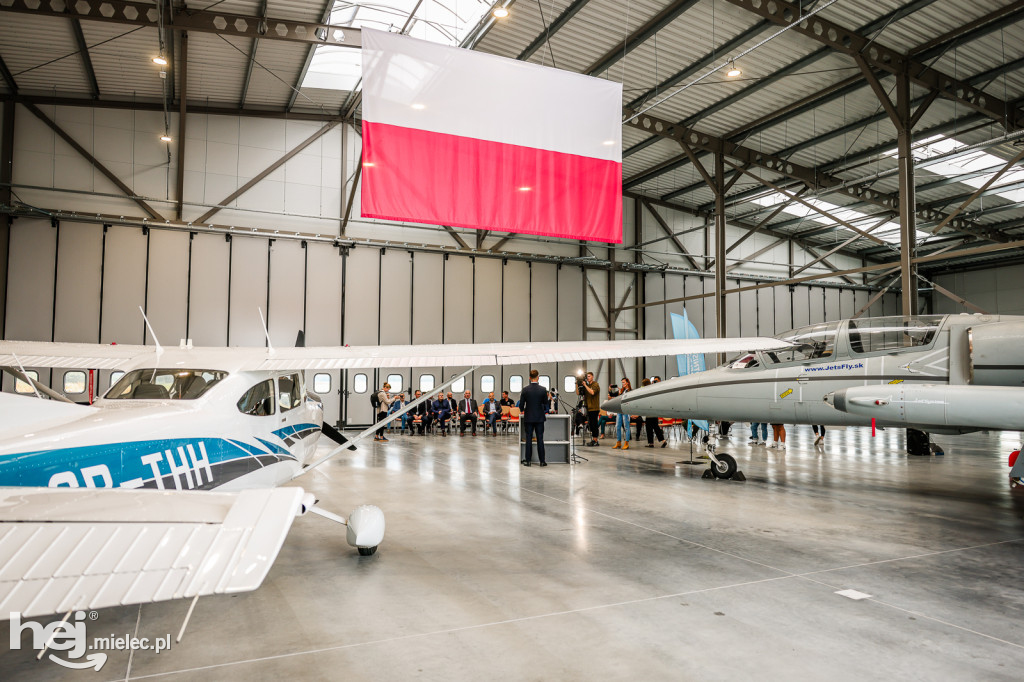 Nowy hangar na Lotnisku Mielec