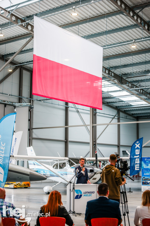 Nowy hangar na Lotnisku Mielec