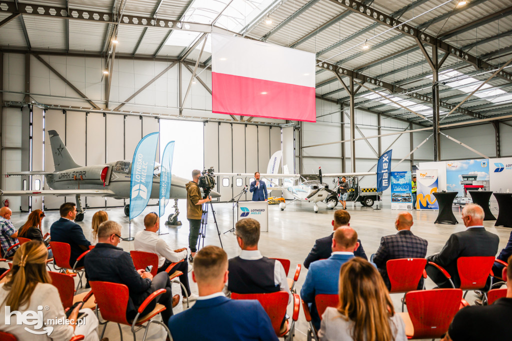 Nowy hangar na Lotnisku Mielec