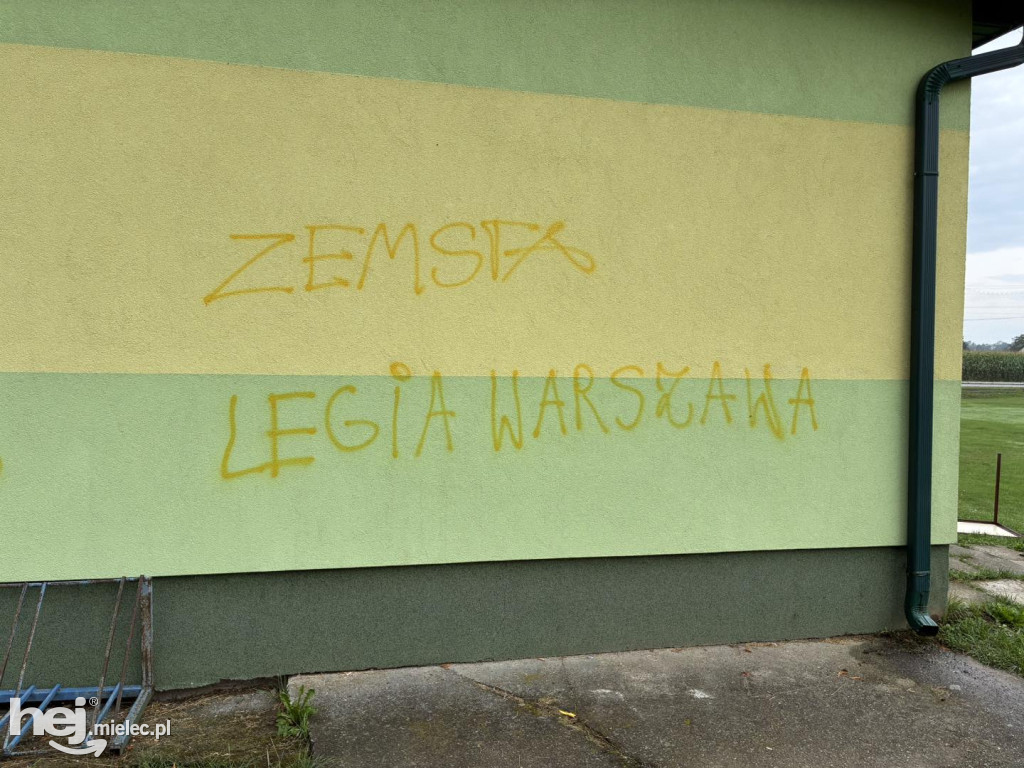Wandalizm na stadionie w Złotnikach