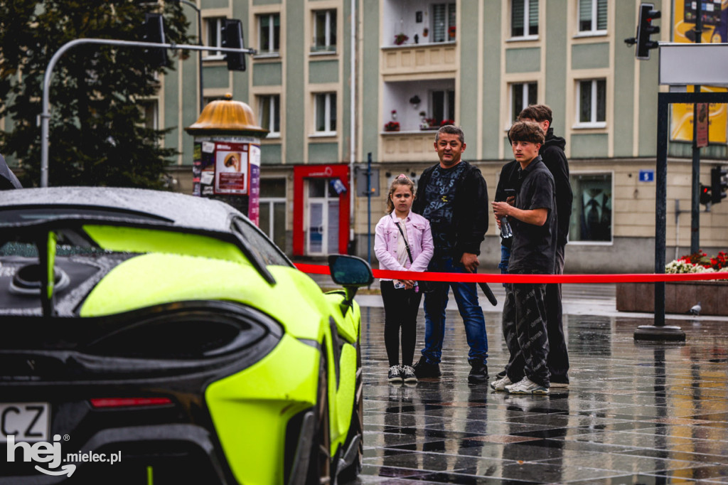 Supercar Taxi - Fundacja Fun and Drive Dzieciom w Mielcu