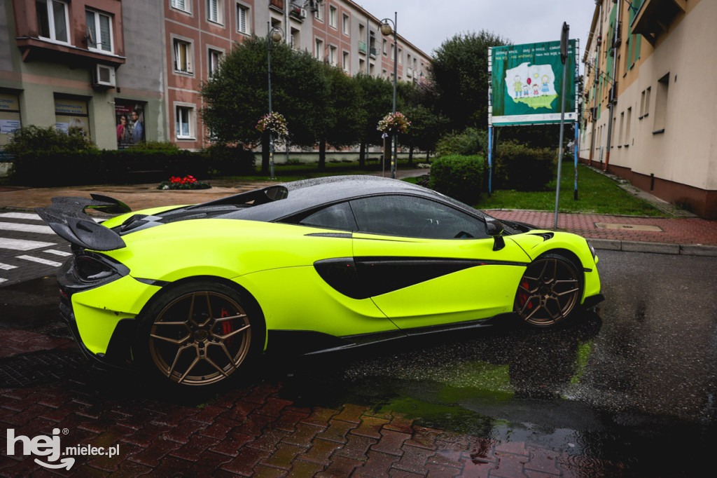Supercar Taxi - Fundacja Fun and Drive Dzieciom w Mielcu