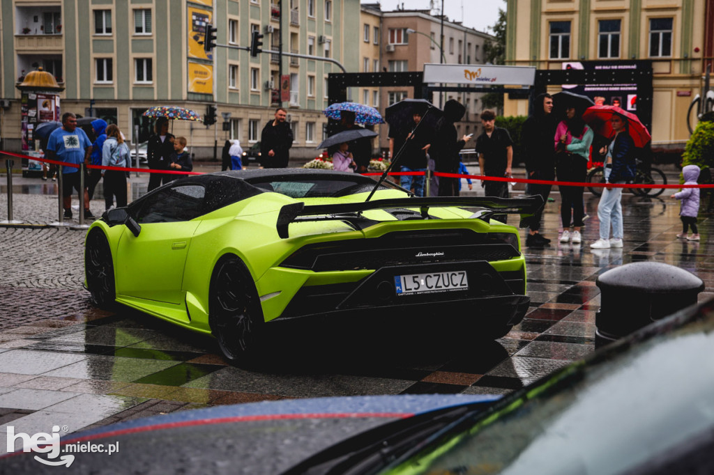 Supercar Taxi - Fundacja Fun and Drive Dzieciom w Mielcu