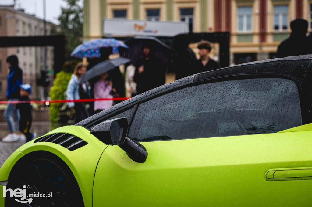 Supercar Taxi - Fundacja Fun and Drive Dzieciom w Mielcu