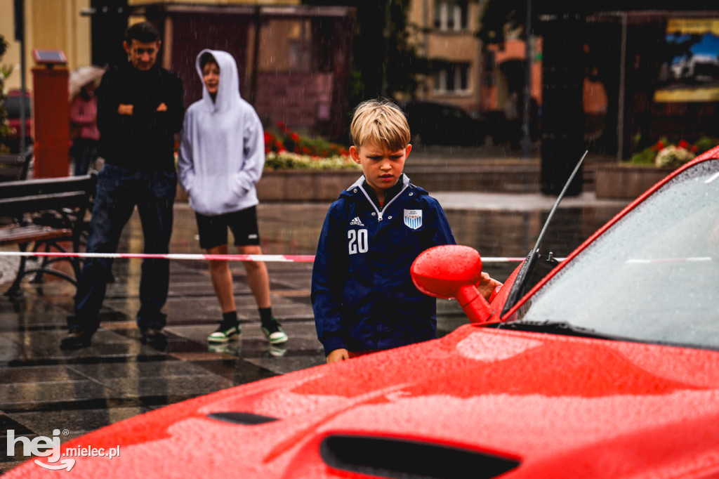 Supercar Taxi - Fundacja Fun and Drive Dzieciom w Mielcu