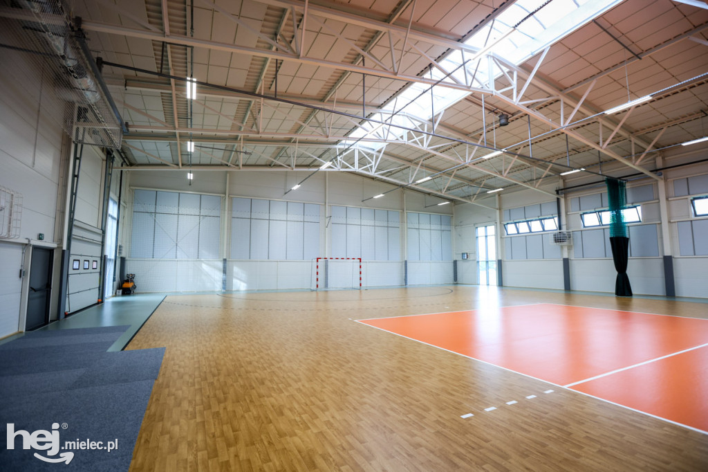 Ekonomik ma halę sportową